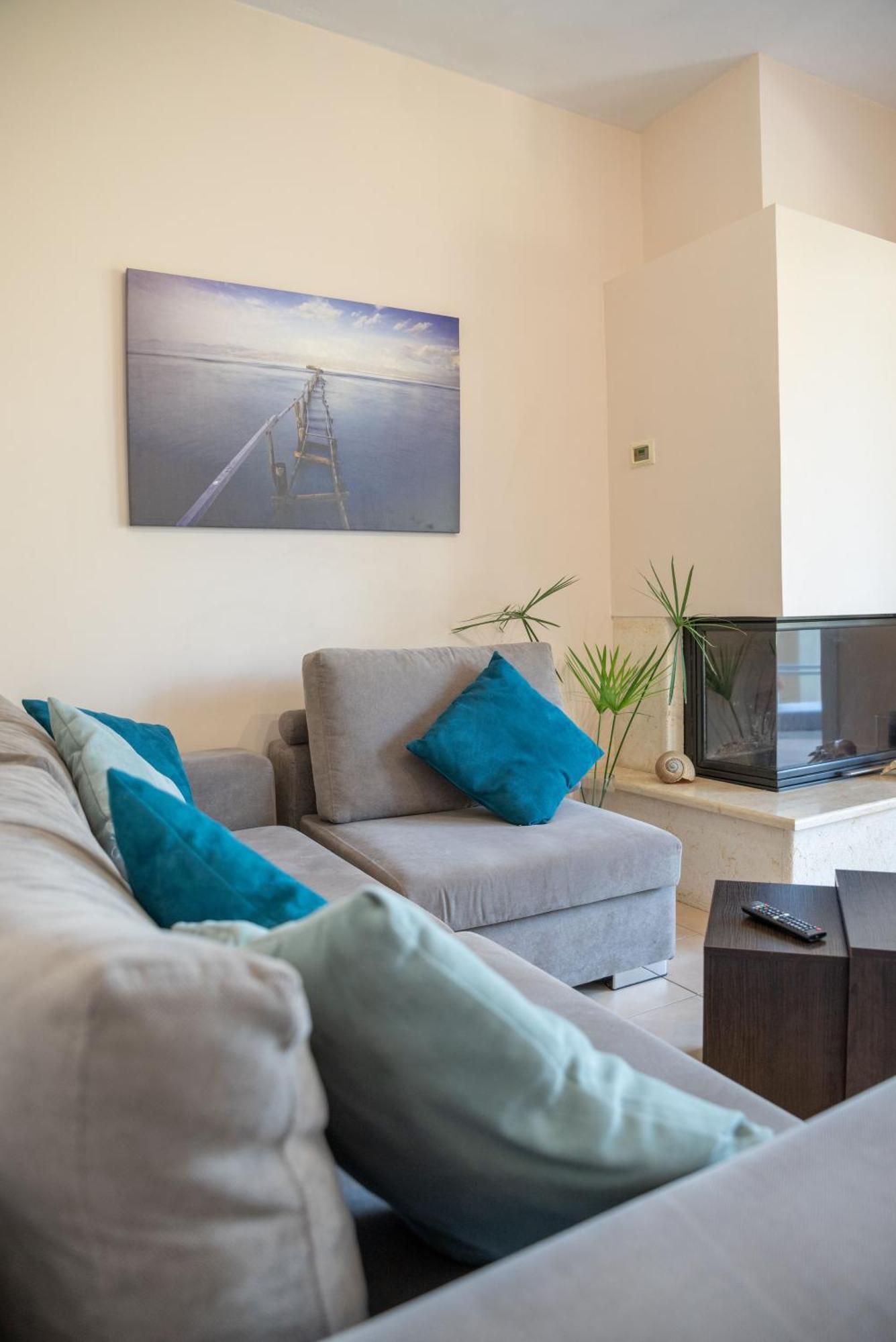 Solari Hill Maisonette Two Private Parking Alepou Экстерьер фото